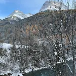Blick Schloss Tarasp - Arventraum Mit Gartenspa *