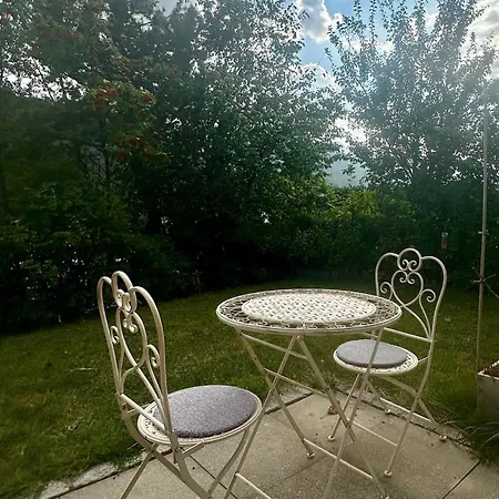 Blick Schloss Tarasp - Arventraum Mit Gartenspa Apartment