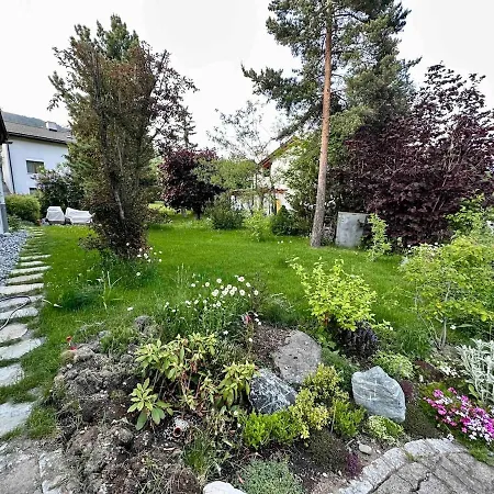 Blick Schloss Tarasp - Arventraum Mit Gartenspa Apartment Scuol