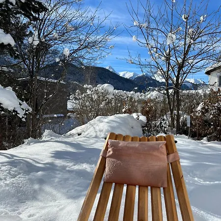 아파트 Blick Schloss Tarasp - Arventraum Mit Gartenspa 스쿠올