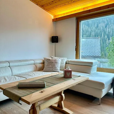 Blick Schloss Tarasp - Arventraum Mit Gartenspa * Scuol