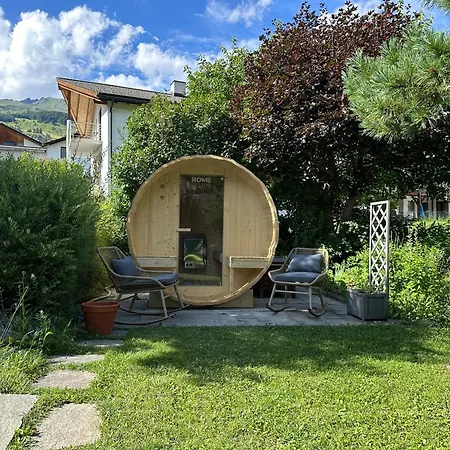 شقة Blick Schloss Tarasp - Arventraum Mit Gartenspa سكول