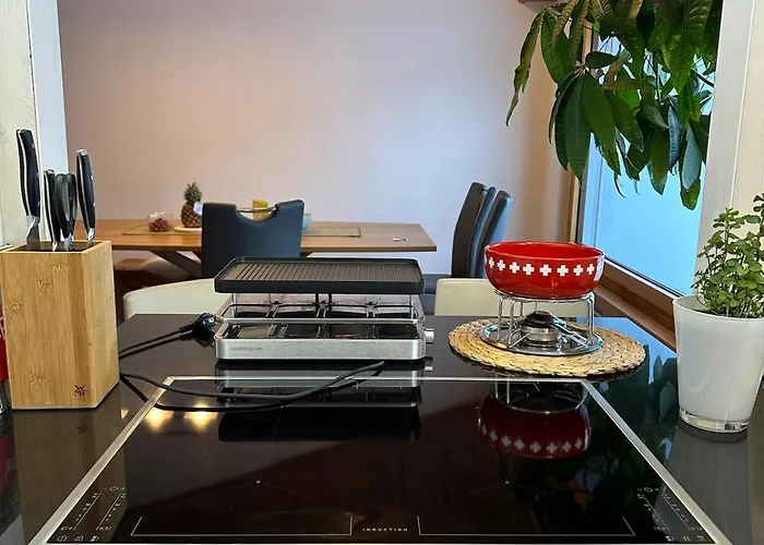 Blick Schloss Tarasp - Arventraum Mit Gartenspa Apartmán