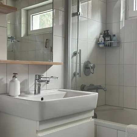 Appartement Blick Schloss Tarasp - Arventraum Mit Gartenspa Scuol