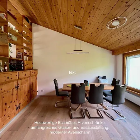 Blick Schloss Tarasp - Arventraum Mit Gartenspa * סקואול