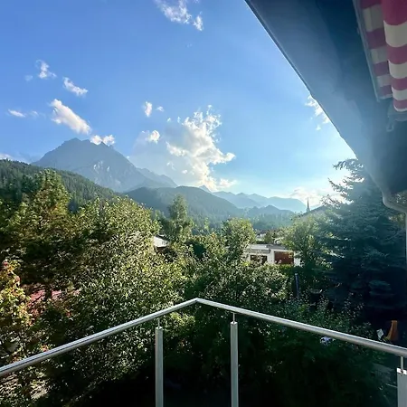 Blick Schloss Tarasp - Arventraum Mit Gartenspa *