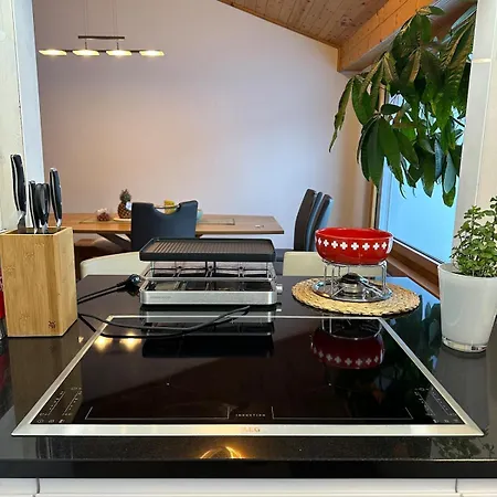 Blick Schloss Tarasp - Arventraum Mit Gartenspa דירה